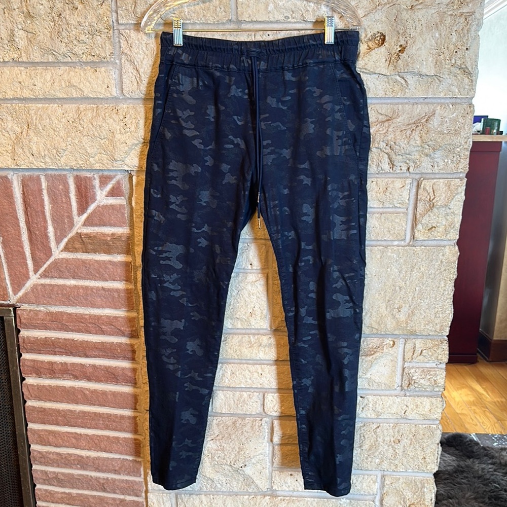 Flog joggers navy camouflage